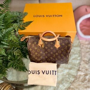 💝 Louis Vuitton Classic Monogram Speedy 30